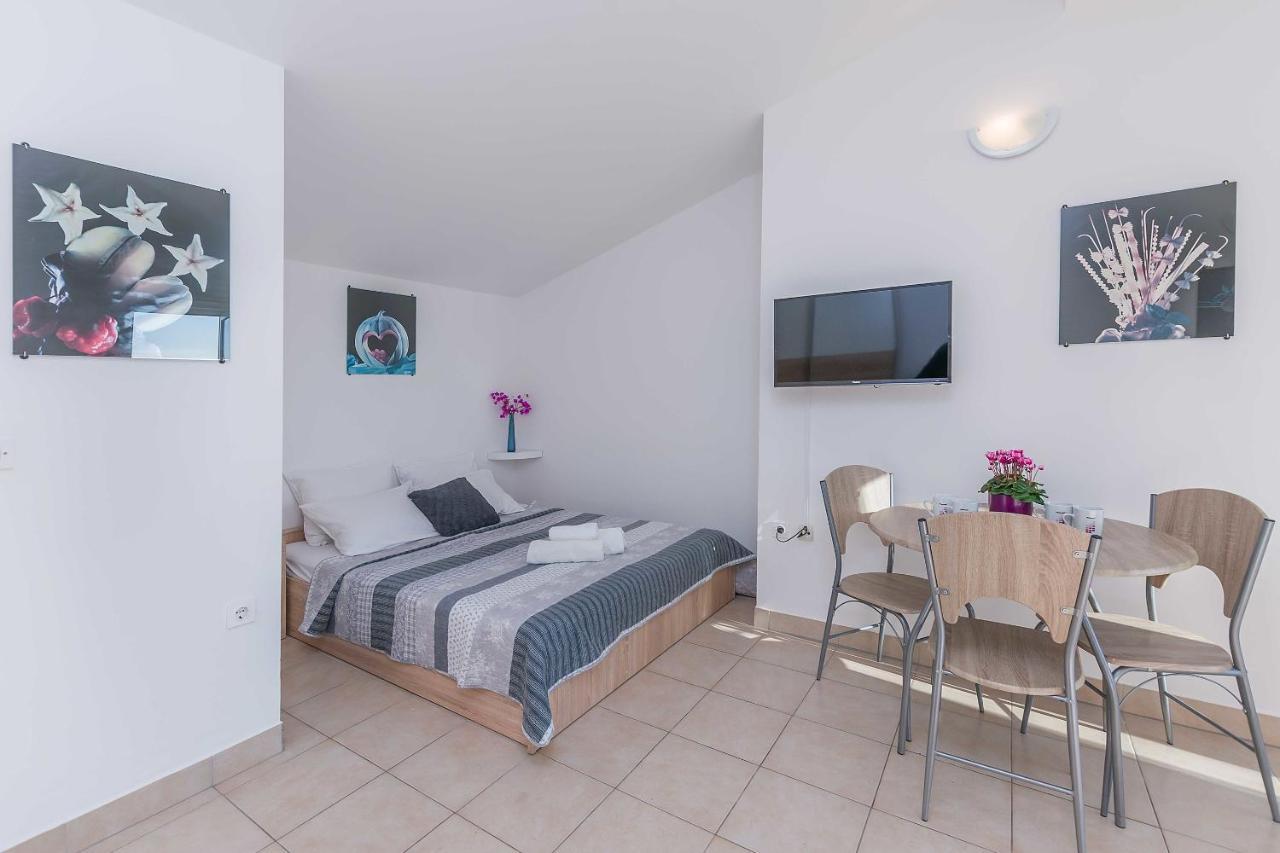 Apartmani Neno Lokva Rogoznica Extérieur photo